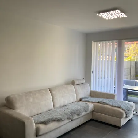 Apartment Swiss Deluxe Mosonmagyarovar